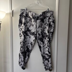 Torrid Black and White Tie-Dye Active Leggings